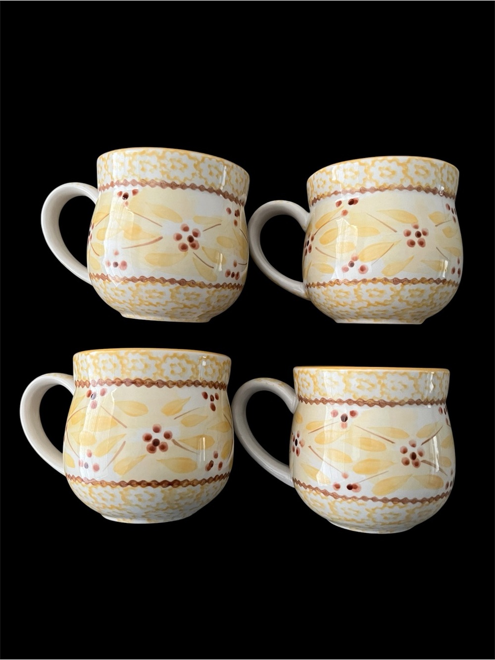 Temptations Old World Yellow 12oz Ceramic Mug Set - Lot of 4